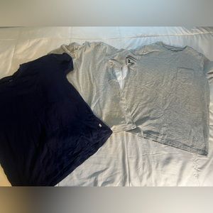 Gap Boys Cotton short sleeve tee’s. 1 with pocket 3 in set